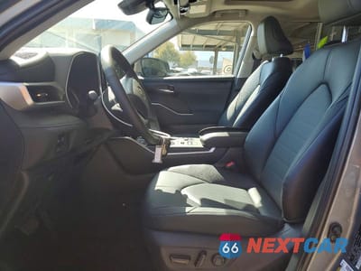 Zdjęcie 7 z 14 samochodu: 2026 TOYOTA HIGHLANDER XLE VIN:5TDKDRBH1TS603352 - miniatura
