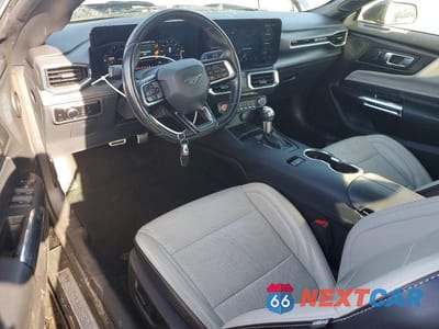 Zdjęcie 8 z 12 samochodu: 2024 FORD MUSTANG VIN:1FAGP8UH7R5127021 - miniatura
