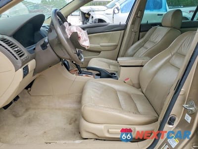 Zdjęcie 7 z 13 samochodu: 2005 HONDA ACCORD EX VIN:1HGCM66515A057768 - miniatura