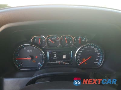 Zdjęcie 9 z 12 samochodu: 2019 CHEVROLET SILVERADO K3500 HIGH COUNTRY VIN:1GC4KYEY8KF126910 - miniatura