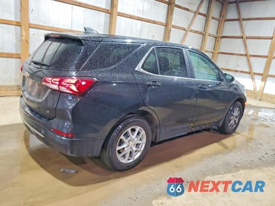 Trzecie zdjęcie samochodu z tyłu: 2022 CHEVROLET EQUINOX LT VIN:3GNAXKEV8NL247218 - miniatura
