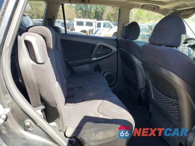 Zdjęcie 11 z 13 samochodu: 2006 TOYOTA RAV4 SPORT VIN:JTMBD32V866006755 - miniatura