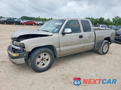 2002 CHEVROLET SILVERADO C1500 2GCEC19V621256880 - główne zdjęcie licytacji z USA - miniatura
