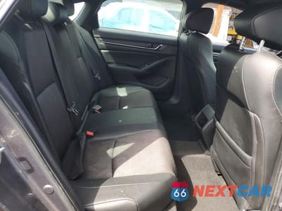 Zdjęcie 10 z 13 samochodu: 2019 HONDA ACCORD VIN:1HGCV1F36KA018507 - miniatura