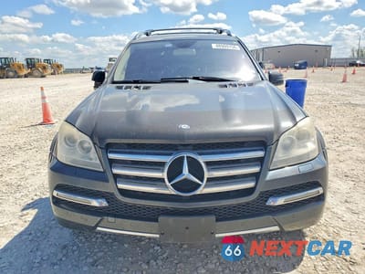 Piąte zdjęcie samochodu w środku: 2011 MERCEDES-BENZ GL 550 4MATIC VIN:4JGBF8GE1BA712923 - miniatura
