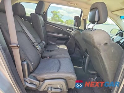 Zdjęcie 11 z 13 samochodu: 2017 DODGE JOURNEY CROSSROAD VIN:3C4PDCGB0HT516112 - miniatura