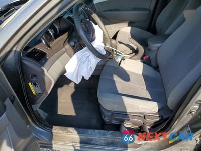 Zdjęcie 7 z 12 samochodu: 2010 HYUNDAI SONATA GLS VIN:5NPET4AC7AH650347 - miniatura