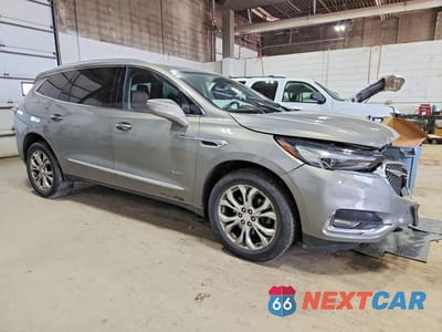 Czwarte zdjęcie samochodu z boku: 2018 BUICK ENCLAVE AVENIR VIN:5GAEVCKW7JJ197918 - miniatura