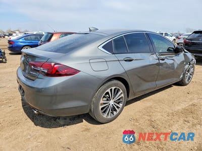 Trzecie zdjęcie samochodu z tyłu: 2018 BUICK REGAL ESSENCE VIN:W04GP6SX4J1061557 - miniatura