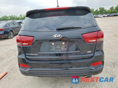 Zdjęcie 6 z 14 samochodu: 2019 KIA SORENTO L VIN:5XYPG4A36KG592141 - miniatura