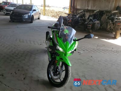 Drugie zdjęcie samochodu z przodu: 2025 KAWASAKI EX500 H VIN:ML5EXGH13SDA50987 - miniatura