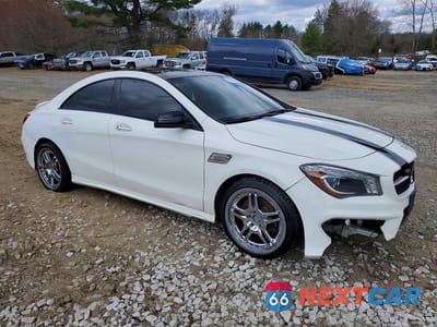 Czwarte zdjęcie samochodu z boku: 2016 MERCEDES-BENZ CLA 250 4MATIC VIN:WDDSJ4GB5GN389757 - miniatura