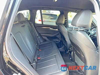 Zdjęcie 6 z 10 samochodu: 2019 BMW X3 SDRIVE30I VIN:5UXTR7C59KLF34684 - miniatura