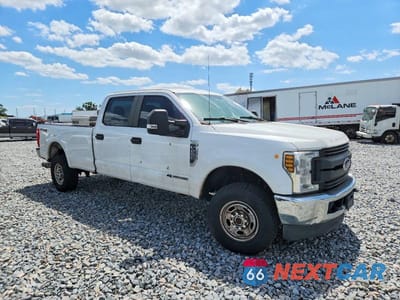 2018 FORD F250 SUPER DUTY 1FT7W2BT5JEB94934 - główne zdjęcie licytacji z USA - miniatura