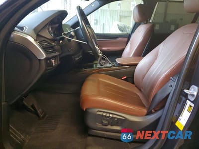 Zdjęcie 7 z 13 samochodu: 2017 BMW X5 SDRIVE35I VIN:5UXKR2C56H0U20633 - miniatura