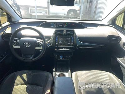 Zdjęcie 9 z 12 samochodu: 2016 TOYOTA PRIUS TWO ECO VIN:JTDKARFU5G3009662 - miniatura