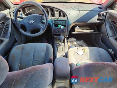Zdjęcie 8 z 12 samochodu: 2005 HYUNDAI ELANTRA GLS VIN:KMHDN46D65U184327 - miniatura