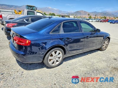 Trzecie zdjęcie samochodu z tyłu: 2011 AUDI A4 PREMIUM VIN:WAUAFAFL7BN031744 - miniatura