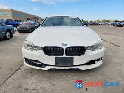 Piąte zdjęcie samochodu w środku: 2015 BMW 335 I VIN:WBA3A9G55FNT09214 - miniatura