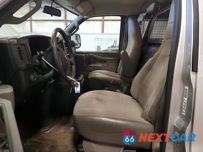 Zdjęcie 7 z 13 samochodu: 2021 CHEVROLET EXPRESS G3500 LS 6.6L V-8 PASSENGER VIN:1GAZGNF76M1245298 - miniatura