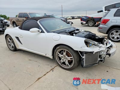 Czwarte zdjęcie samochodu z boku: 2007 PORSCHE BOXSTER VIN:WP0CA29817U710610 - miniatura