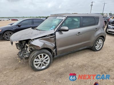 2018 KIA SOUL + KNDJP3A59J7544565 - główne zdjęcie licytacji z USA - miniatura