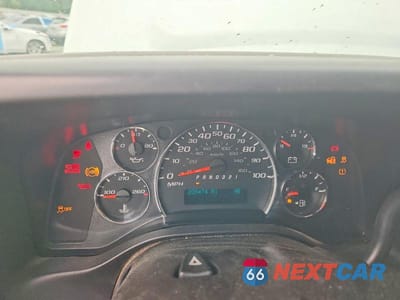 Zdjęcie 9 z 13 samochodu: 2014 CHEVROLET EXPRESS 1500 CARGO DELIVERY VAN VIN:1GCSGAFX2E1103260 - miniatura