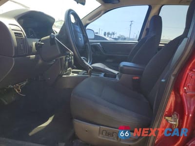 Zdjęcie 7 z 13 samochodu: 2004 JEEP GRAND CHEROKEE LAREDO VIN:1J4GX48S14C350839 - miniatura