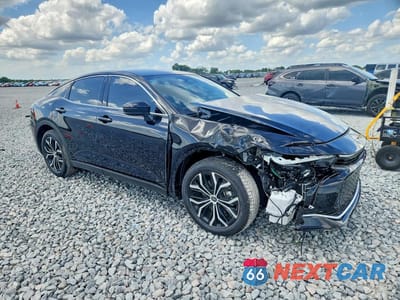 Czwarte zdjęcie samochodu z boku: 2026 TOYOTA CROWN XLE VIN:JTDAAAAF1T3042934 - miniatura