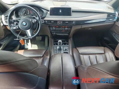 Zdjęcie 8 z 13 samochodu: 2018 BMW X5 XDRIVE35I VIN:5UXKR0C50J0X96500 - miniatura