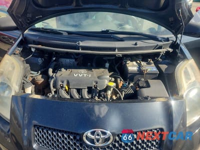 Zdjęcie 11 z 12 samochodu: 2007 TOYOTA YARIS BASE VIN:JTDJT923775113609 - miniatura