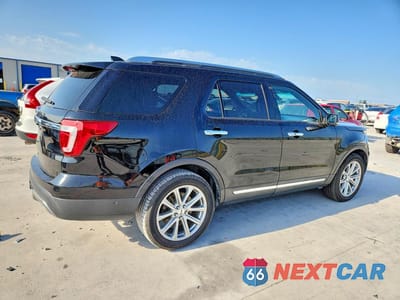 Trzecie zdjęcie samochodu z tyłu: 2017 FORD EXPLORER LIMITED VIN:1FM5K7F85HGA83820 - miniatura