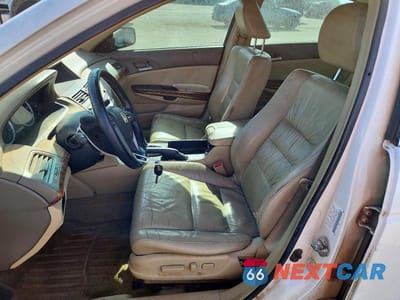 Zdjęcie 7 z 13 samochodu: 2009 HONDA ACCORD EXL VIN:1HGCP26889A112104 - miniatura