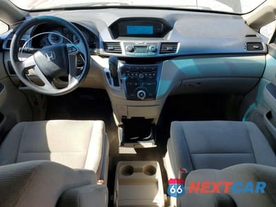 Zdjęcie 8 z 13 samochodu: 2011 HONDA ODYSSEY LX VIN:5FNRL5H27BB022471 - miniatura
