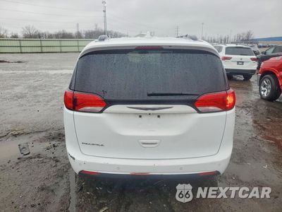 Zdjęcie 6 z 13 samochodu: 2017 CHRYSLER PACIFICA TOURING L VIN:2C4RC1BG4HR507905 - miniatura