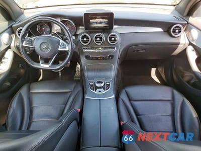 Zdjęcie 8 z 13 samochodu: 2019 MERCEDES-BENZ GLC 300 4MATIC VIN:WDC0G4KB9KF659979 - miniatura
