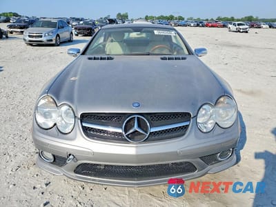 Piąte zdjęcie samochodu w środku: 2007 MERCEDES-BENZ SL 600 VIN:WDBSK77F17F129764 - miniatura