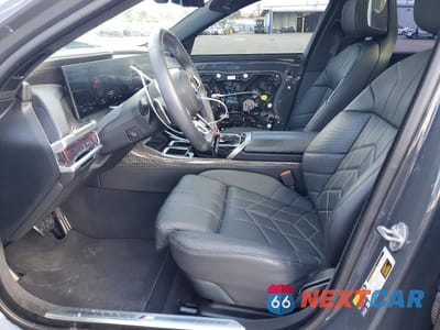 Zdjęcie 7 z 13 samochodu: 2024 BMW I7 EDRIVE50 VIN:WBY43EJ09RCR87485 - miniatura