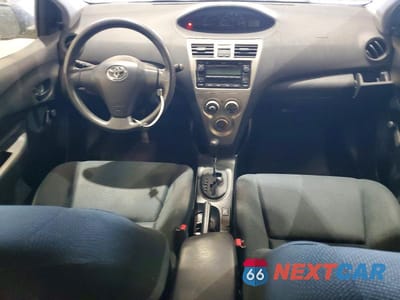 Zdjęcie 8 z 12 samochodu: 2011 TOYOTA YARIS BASE VIN:JTDBT4K37B1409172 - miniatura