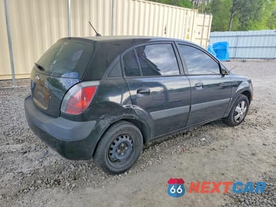 Trzecie zdjęcie samochodu z tyłu: 2008 KIA RIO5 LX VIN:KNADE163486393775 - miniatura