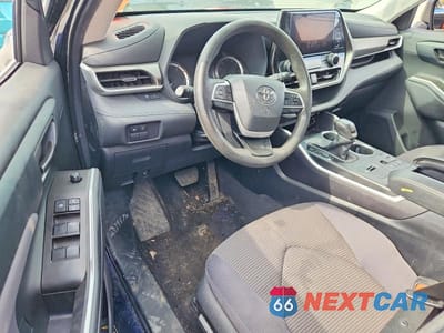 Zdjęcie 8 z 12 samochodu: 2023 TOYOTA HIGHLANDER L VIN:5TDKDRAH6PS034604 - miniatura