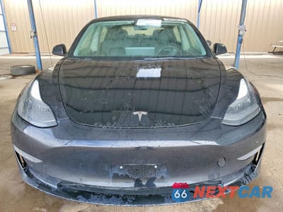 Piąte zdjęcie samochodu w środku: 2022 TESLA MODEL 3 VIN:5YJ3E1EA2NF191323 - miniatura