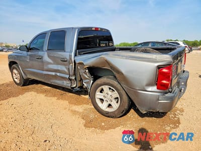 Drugie zdjęcie samochodu z przodu: 2010 DODGE DAKOTA SXT VIN:1D7CE3GK5AS172141 - miniatura