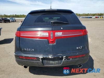 Zdjęcie 6 z 13 samochodu: 2013 LINCOLN MKT VIN:2LMHJ5FK8DBL54018 - miniatura