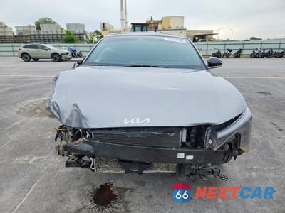 Piąte zdjęcie samochodu w środku: 2025 KIA K4 GT LINE VIN:3KPFW4DE2SE203617 - miniatura
