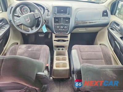 Zdjęcie 8 z 13 samochodu: 2011 DODGE GRAND CARAVAN MAINSTREET VIN:2D4RN3DG5BR739099 - miniatura