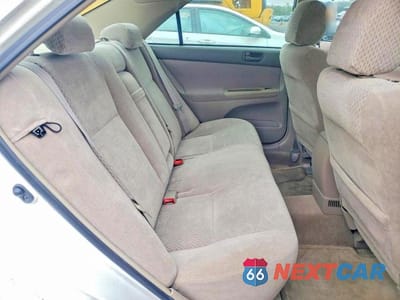 Zdjęcie 10 z 11 samochodu: 2003 TOYOTA CAMRY LE VIN:4T1BE32K43U229641 - miniatura