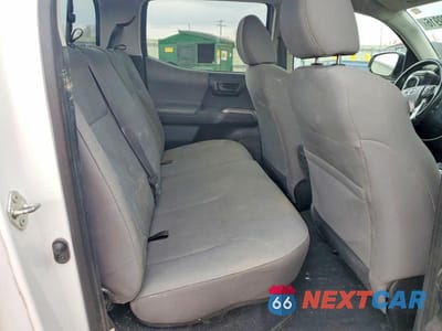 Zdjęcie 10 z 12 samochodu: 2017 TOYOTA TACOMA SR5 V6 VIN:3TMCZ5AN6HM120873 - miniatura