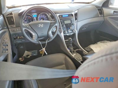 Zdjęcie 8 z 12 samochodu: 2012 HYUNDAI SONATA HYBRID VIN:KMHEC4A43CA023109 - miniatura