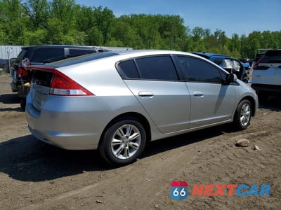 Trzecie zdjęcie samochodu z tyłu: 2010 HONDA INSIGHT EX VIN:JHMZE2H72AS019790 - miniatura